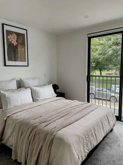 Hagley Park Townhouse Apartment Christchurch New Zealand